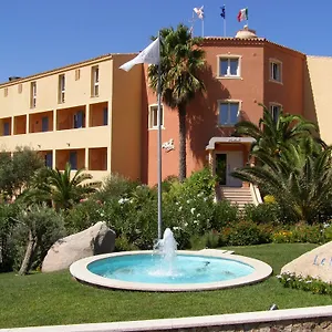 Le Nereidi & Con Piscina-tennis-fitness-parcheggio Coperto-sala Conferenze Italie